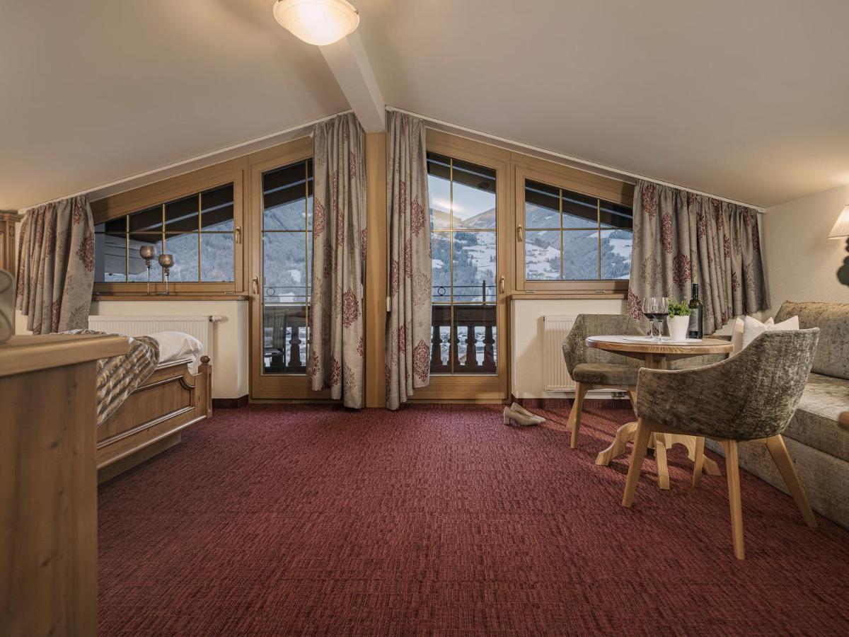 Platzlhof - Mein Hotel Im Zillertal Ried im Zillertal Eksteriør bilde