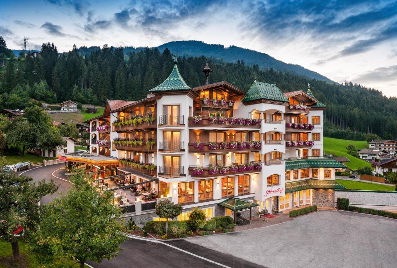 Platzlhof - Mein Hotel Im Zillertal Ried im Zillertal Eksteriør bilde